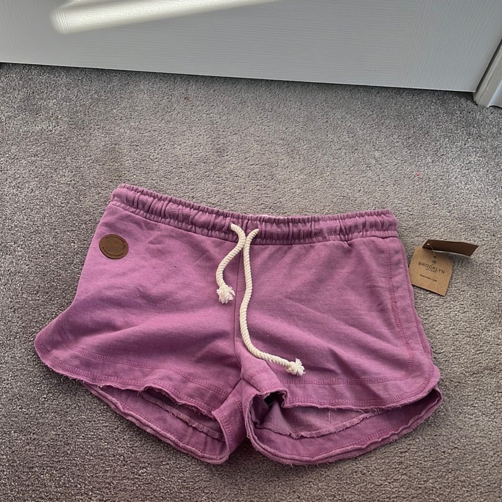 Women’s shorts size large